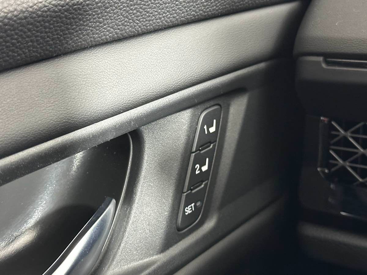 2023 Honda Accord Hybrid Touring photo 25