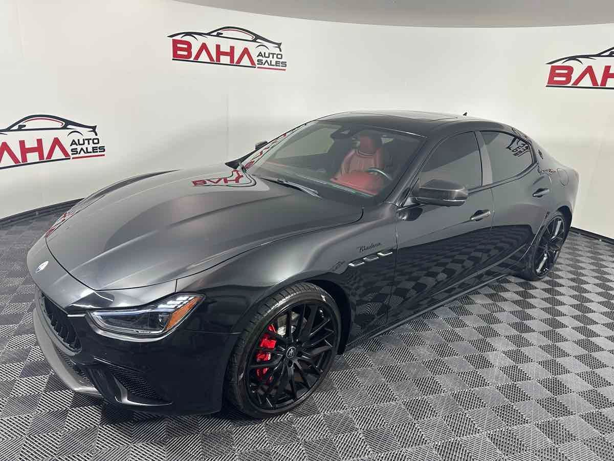 2023 Maserati Ghibli Modena Q4 photo 2