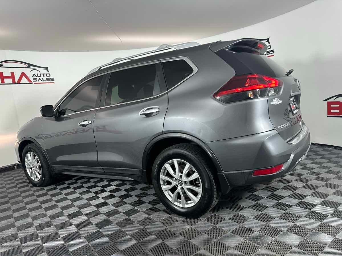 2019 Nissan Rogue S photo 4