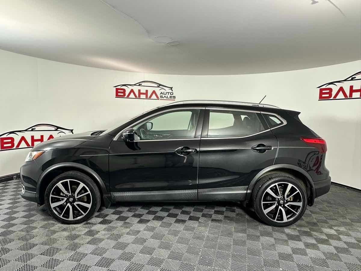 2019 Nissan Rogue Sport SL photo 2