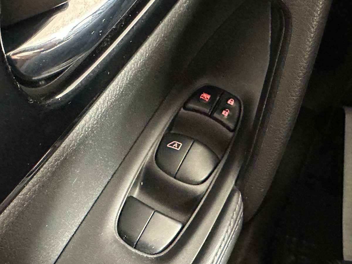2019 Nissan Rogue Sport SL photo 33
