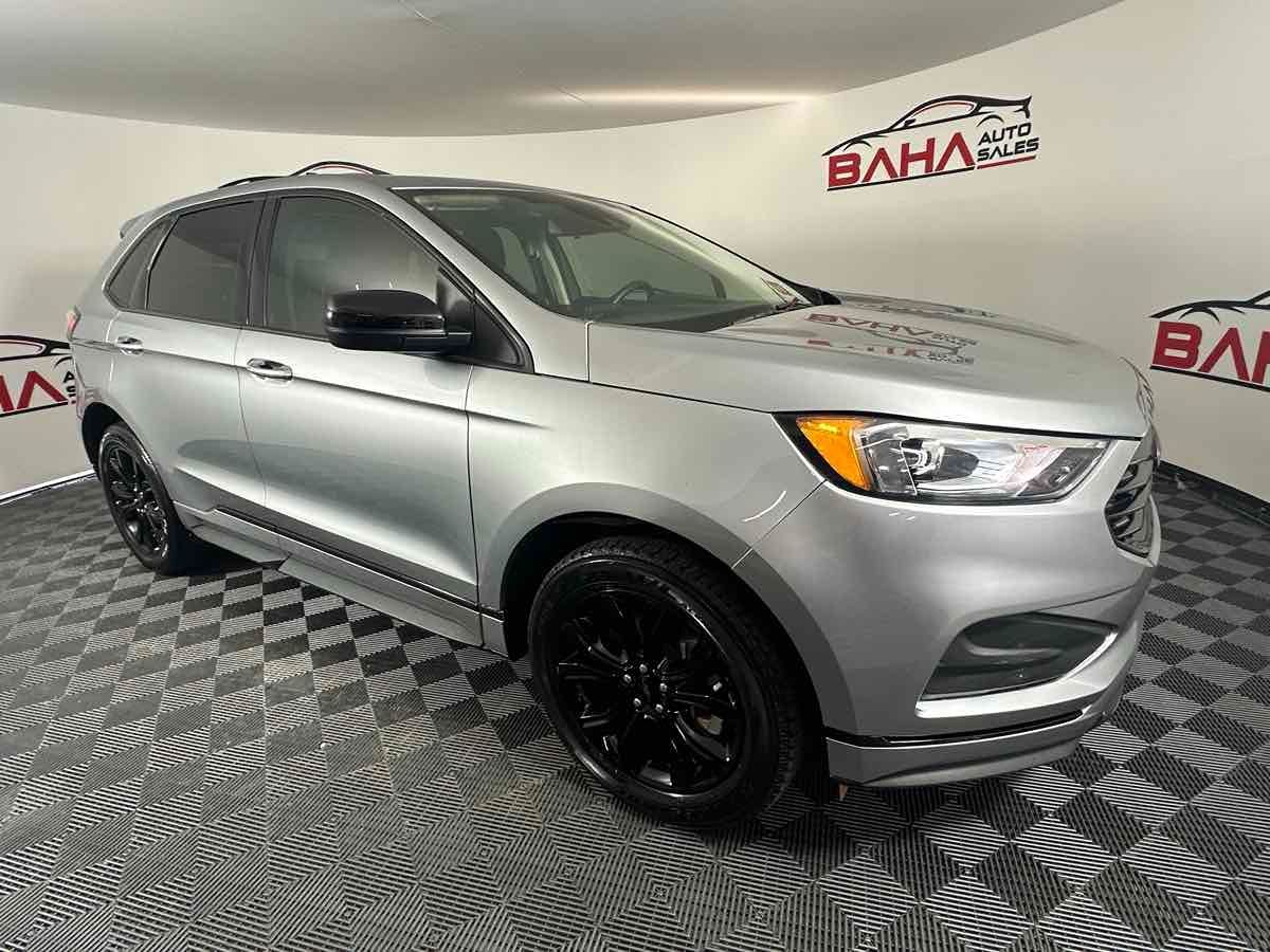 2024 Ford Edge SE photo 2