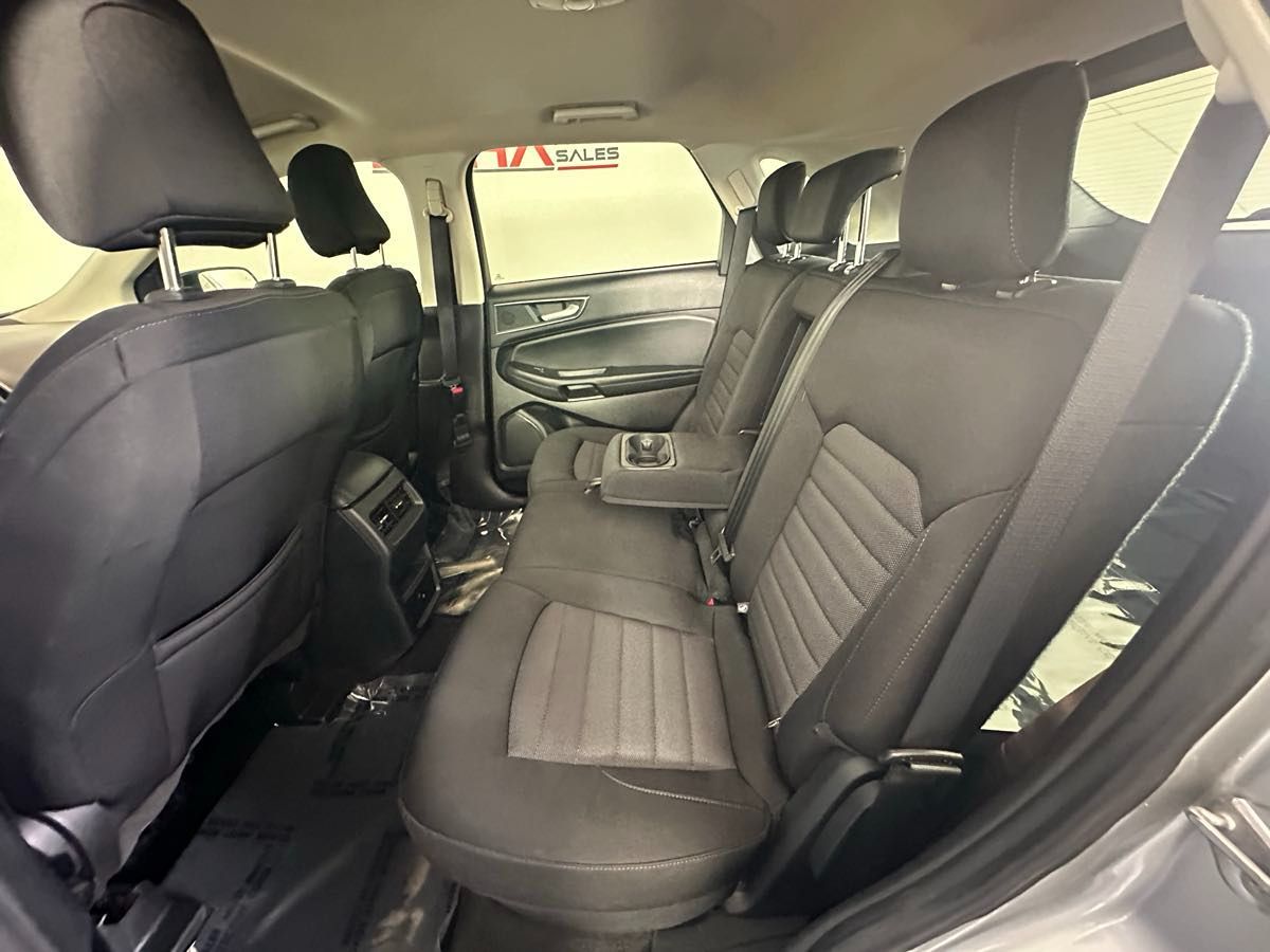 2024 Ford Edge SE photo 10