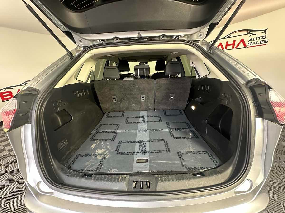2024 Ford Edge SE photo 11