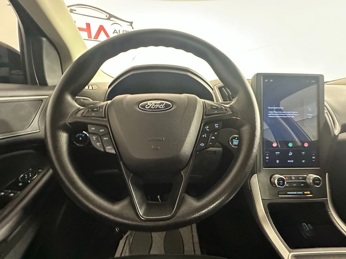 2024 Ford Edge SE photo 17