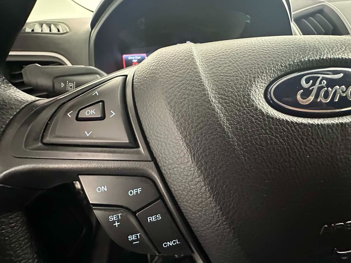2024 Ford Edge SE photo 18