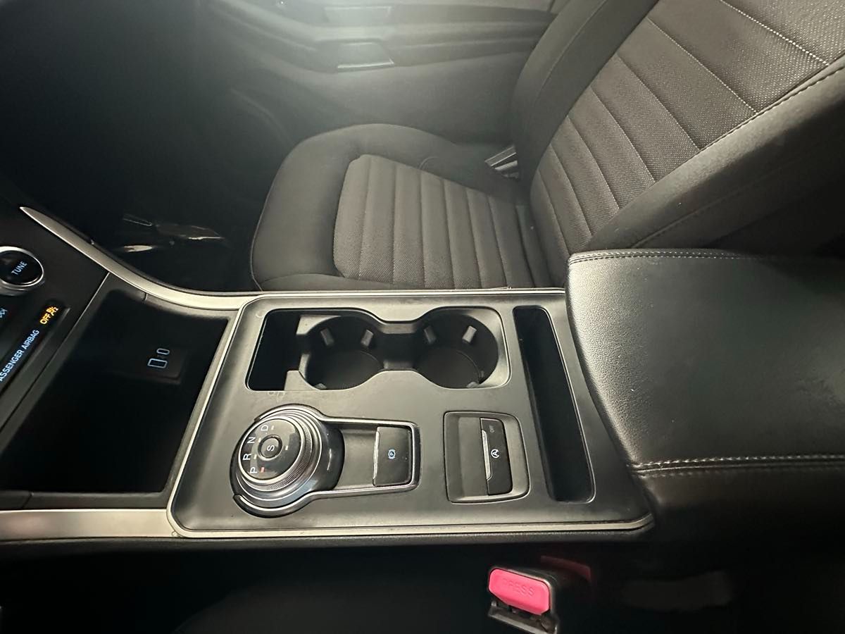 2024 Ford Edge SE photo 25