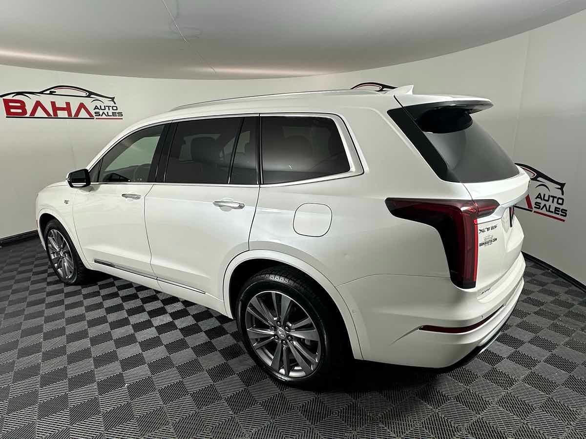 2023 Cadillac XT6 Premium Luxury photo 4