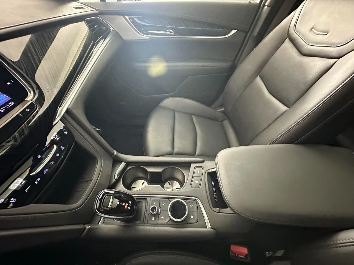 2023 Cadillac XT6 Premium Luxury photo 30