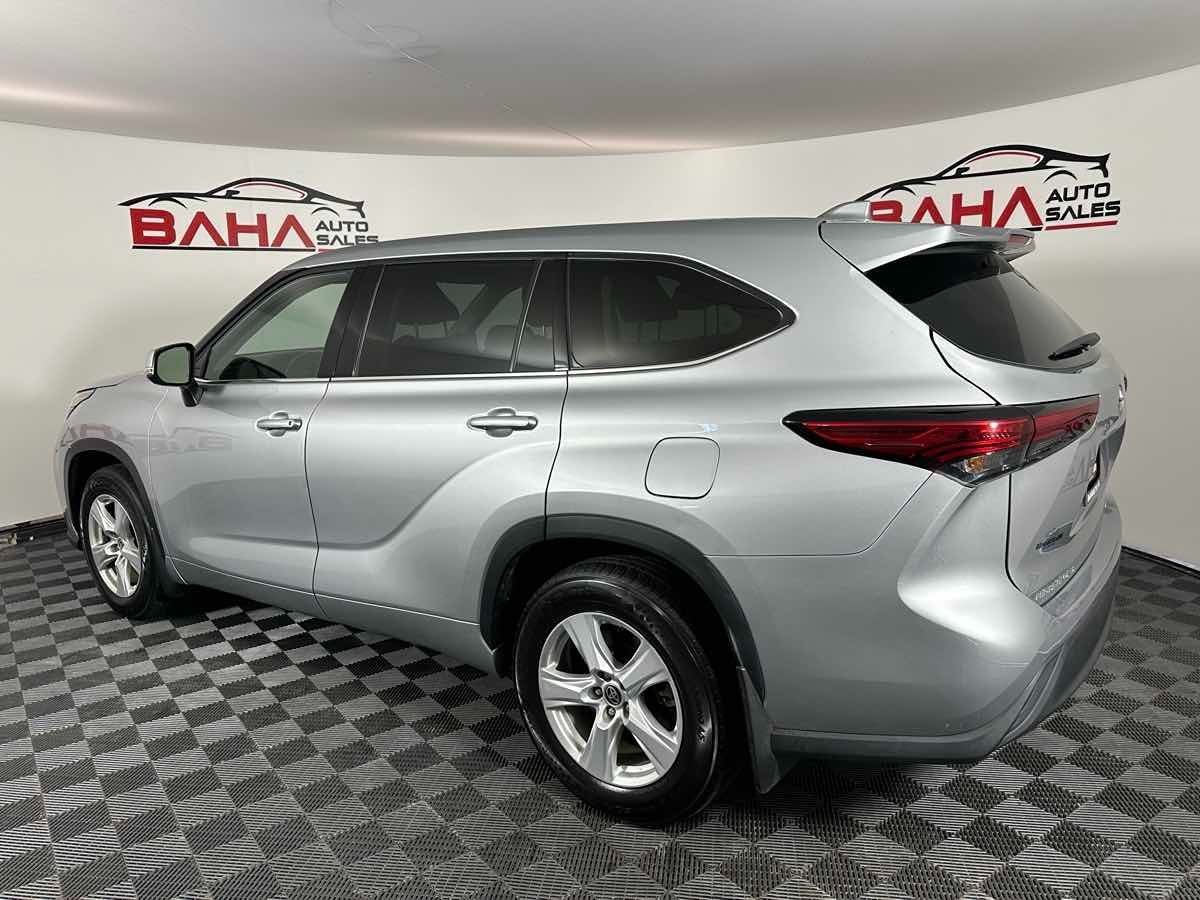 2021 Toyota Highlander LE SE photo 4