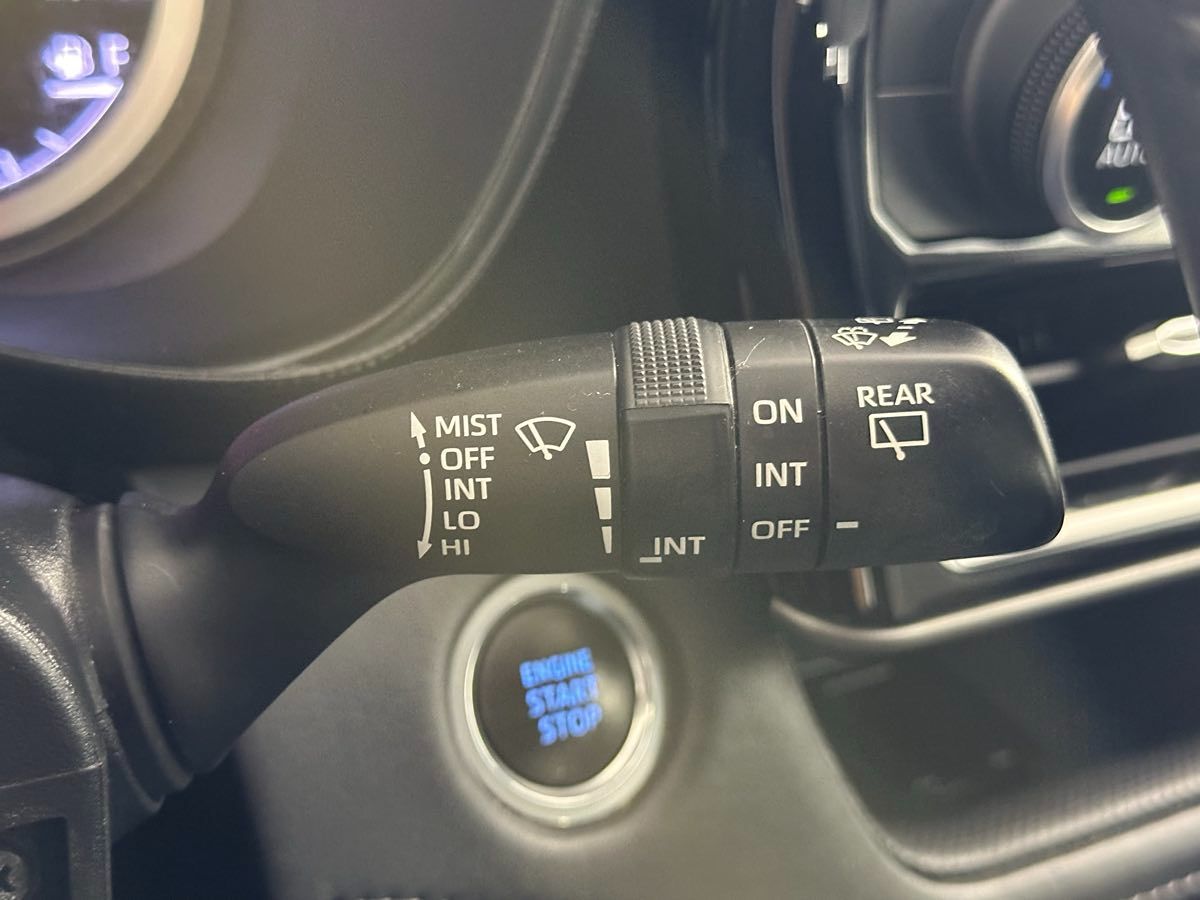 2021 Toyota Highlander LE SE photo 27
