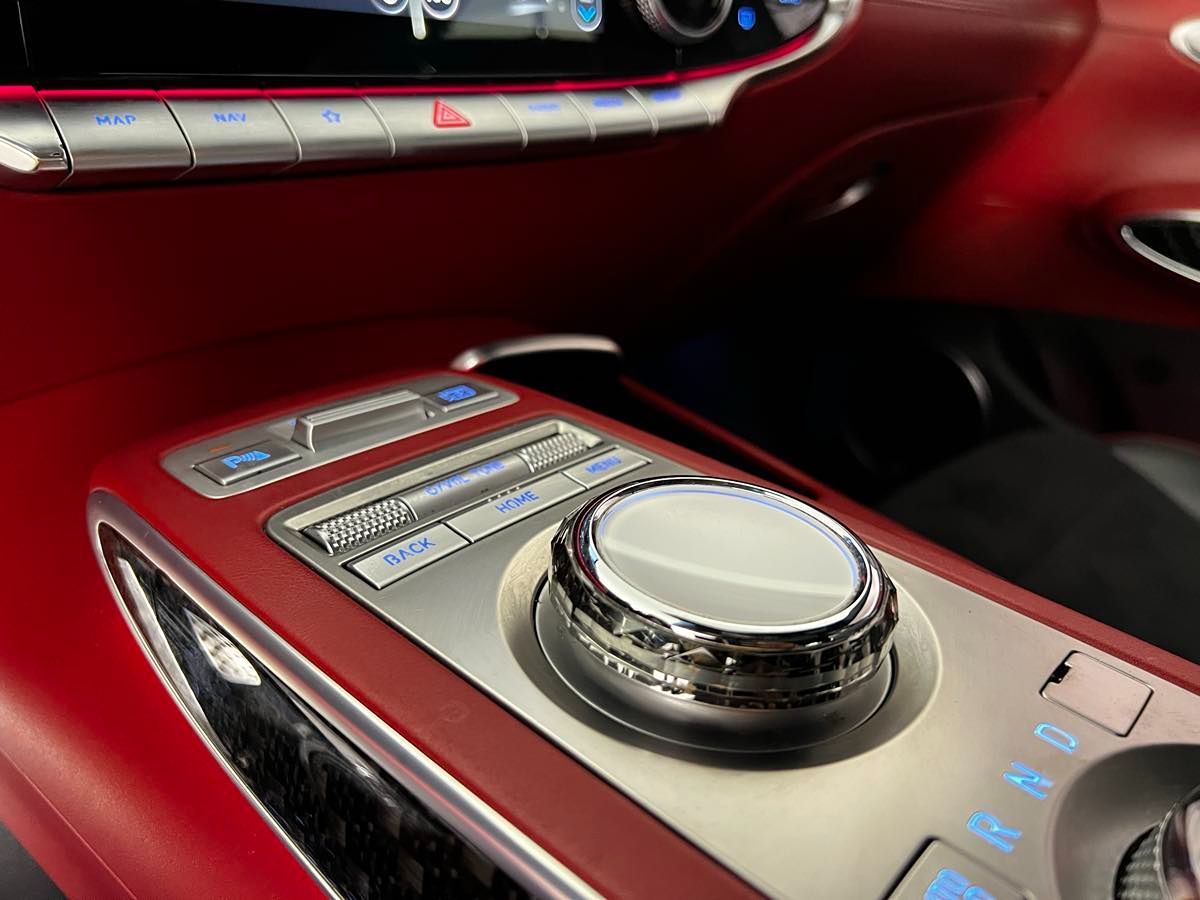 2022 Genesis GV70 Advanced 3.5T Sport Prestige photo 21