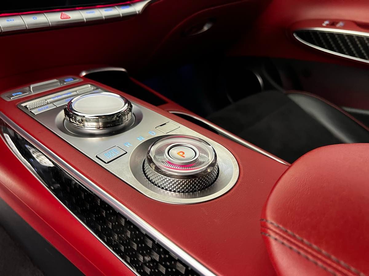 2022 Genesis GV70 Advanced 3.5T Sport Prestige photo 22