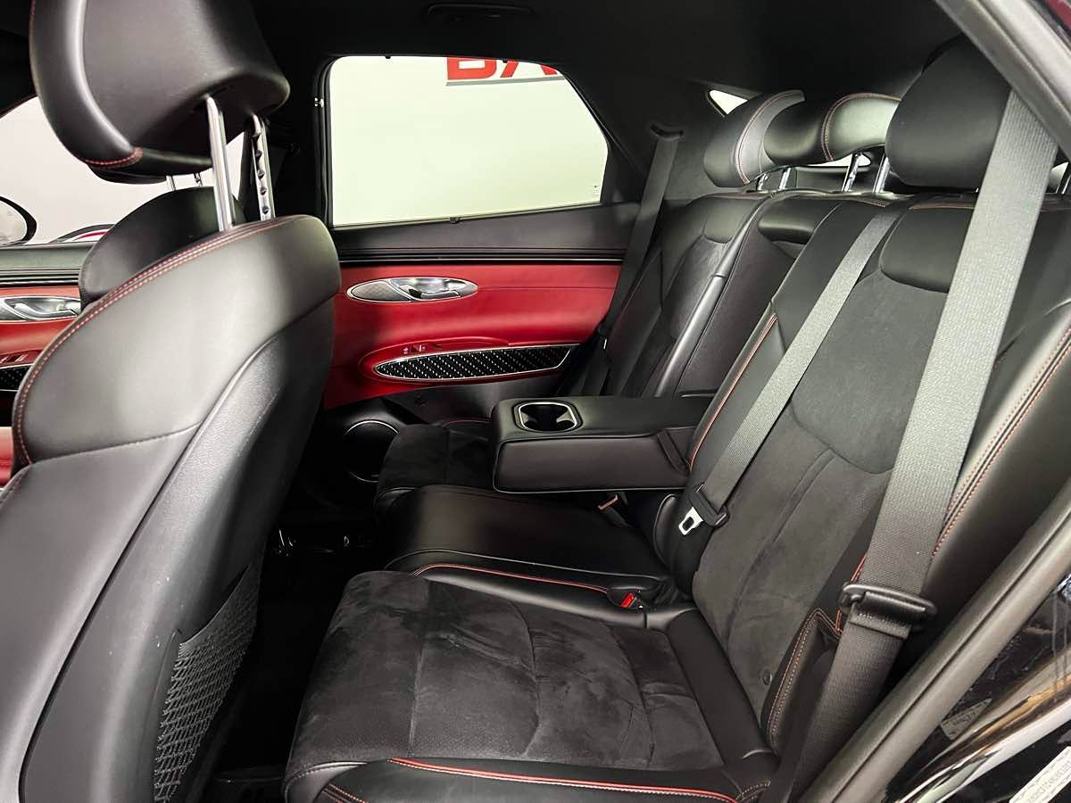 2022 Genesis GV70 Advanced 3.5T Sport Prestige photo 36