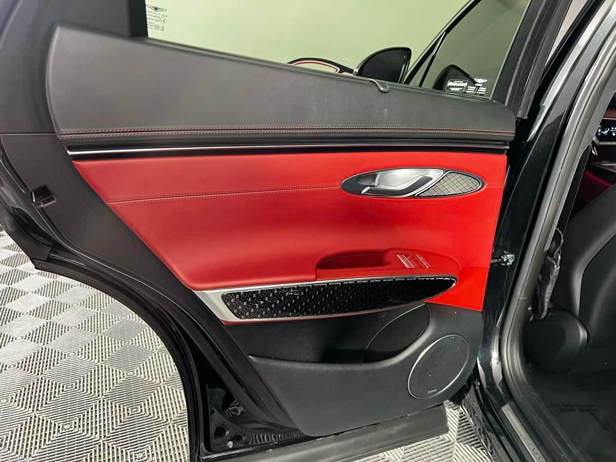 2022 Genesis GV70 Advanced 3.5T Sport Prestige photo 37