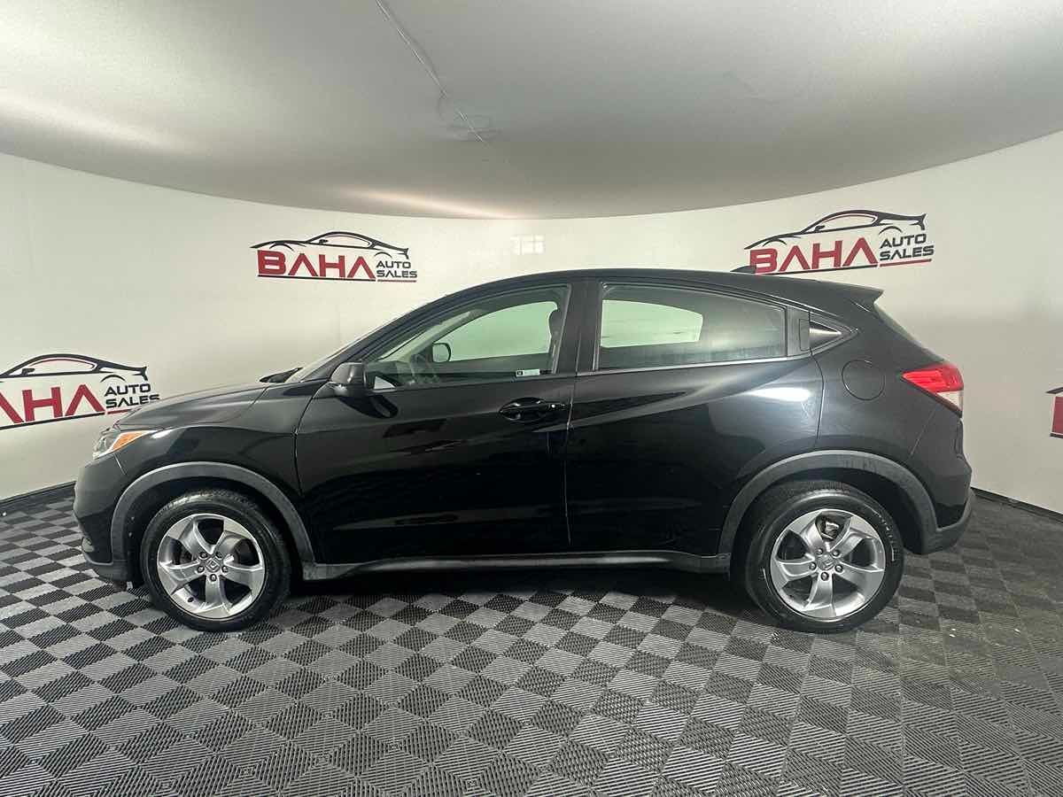 2021 Honda HR-V LX photo 2
