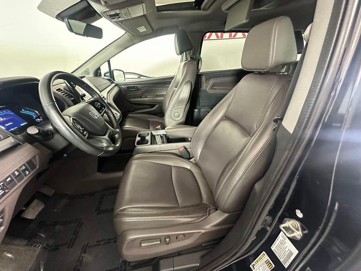 2019 Honda Odyssey EX-L photo 12