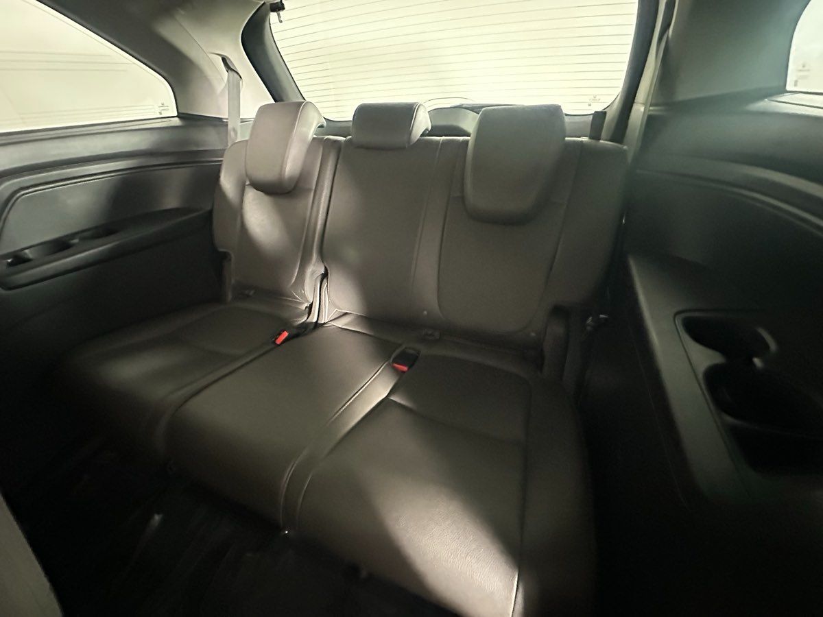 2019 Honda Odyssey EX-L photo 17