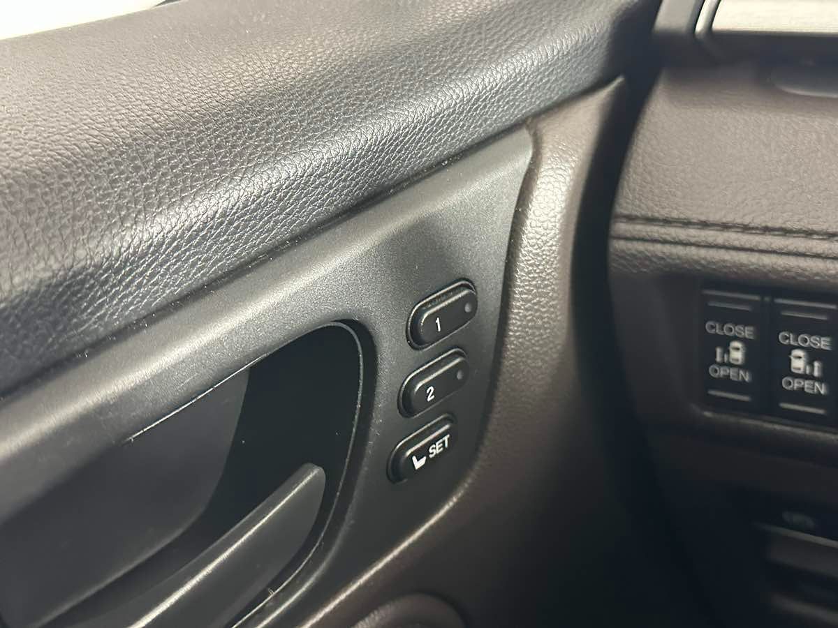 2019 Honda Odyssey EX-L photo 35