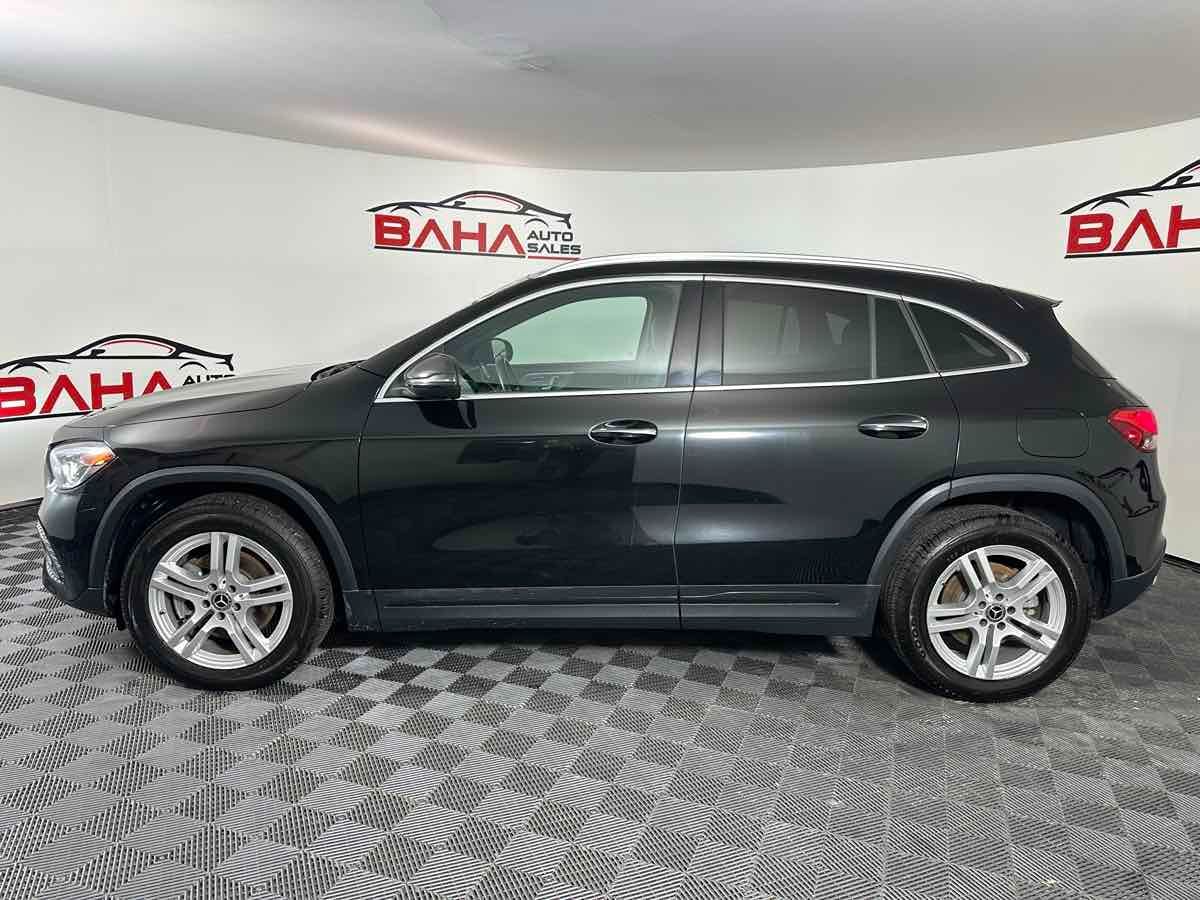 2021 Mercedes Benz GLA 250 4MATIC photo 2