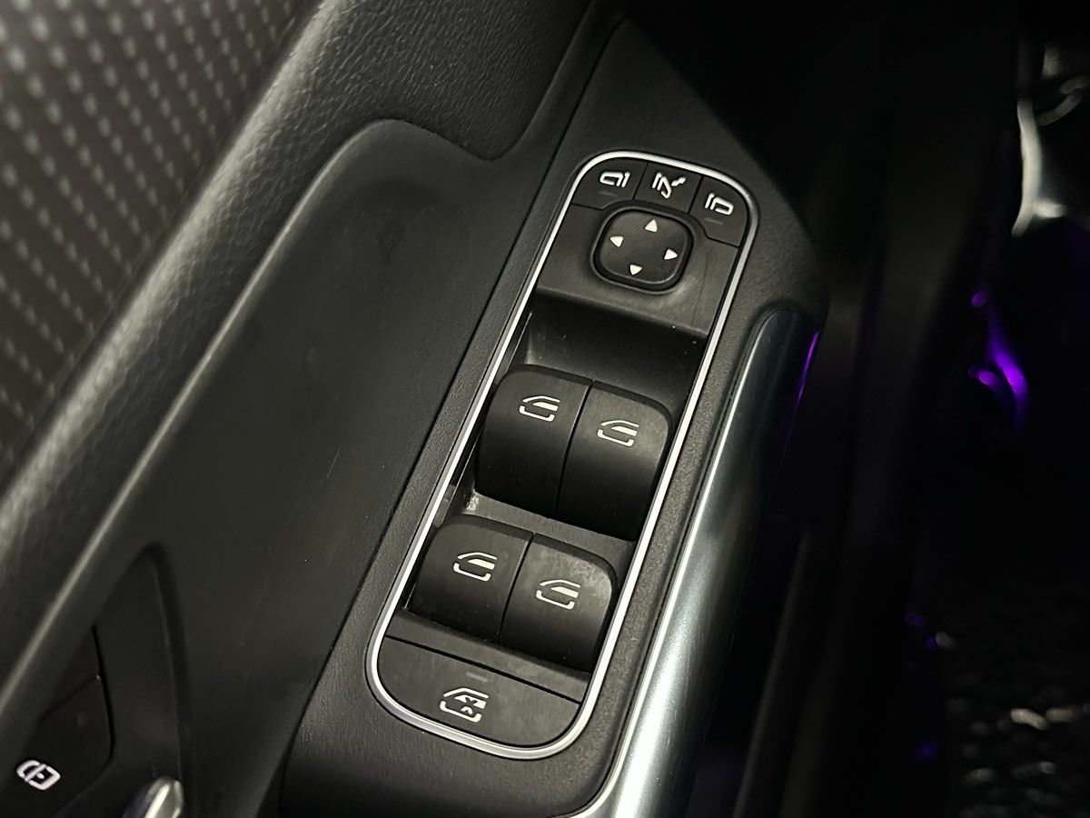 2021 Mercedes Benz GLA 250 4MATIC photo 28