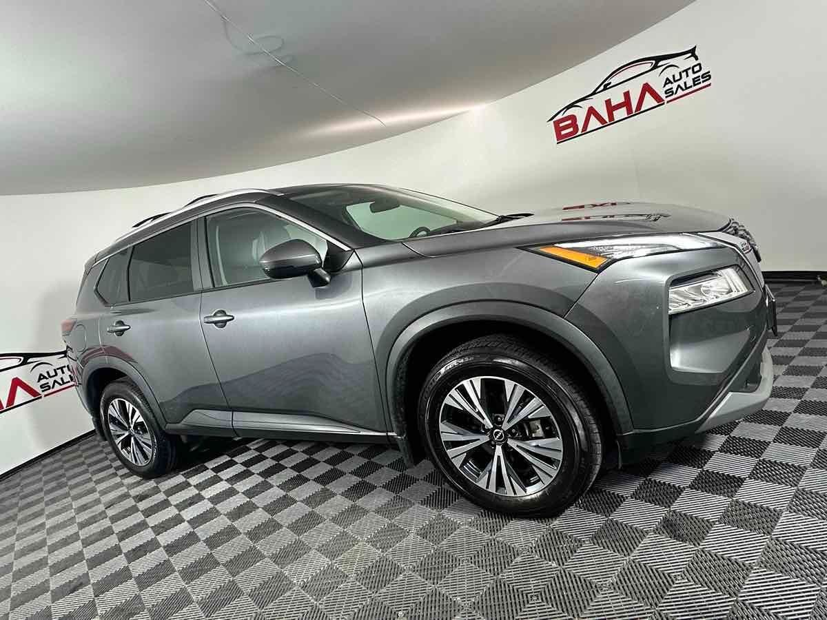 2022 Nissan Rogue SV photo 10