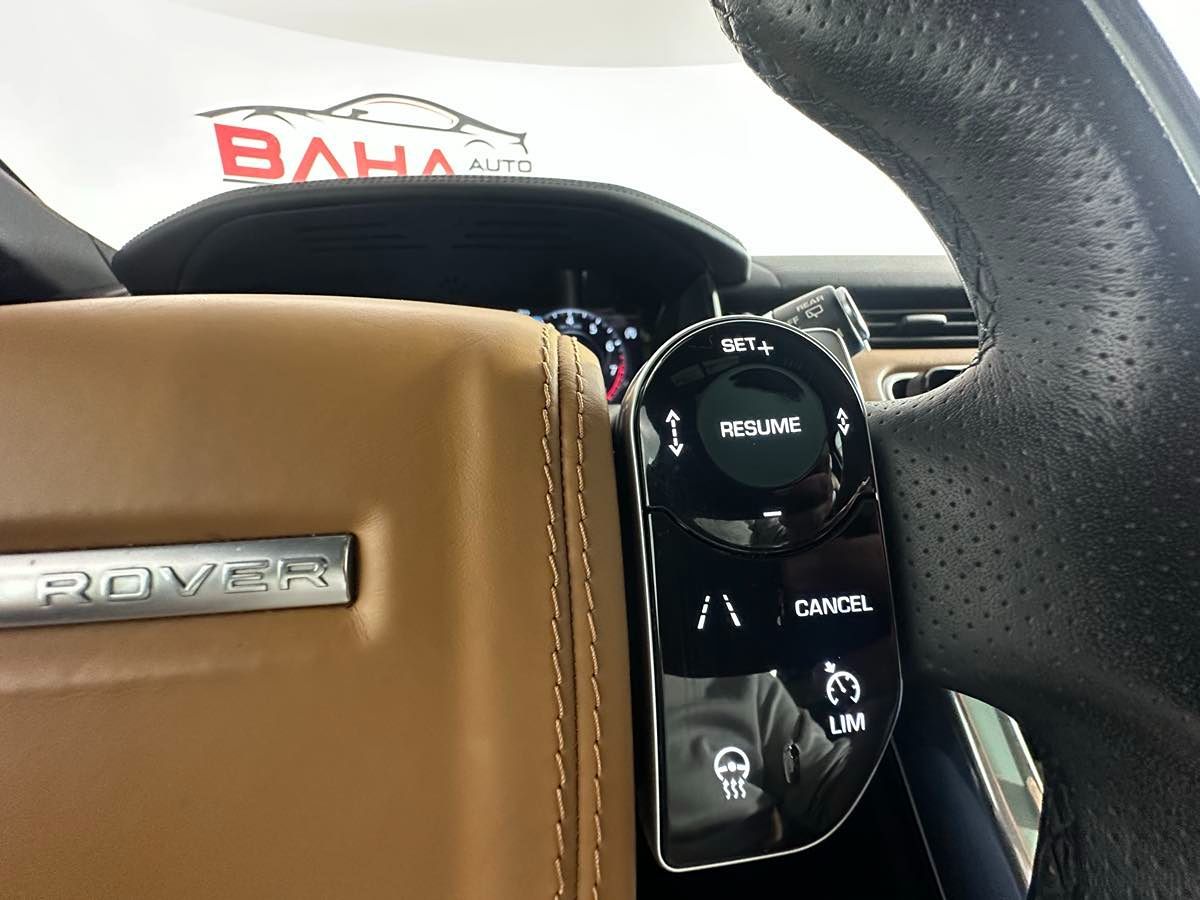2019 Land Rover Range Rover Sport SuperCharged HSE Dynamic photo 32