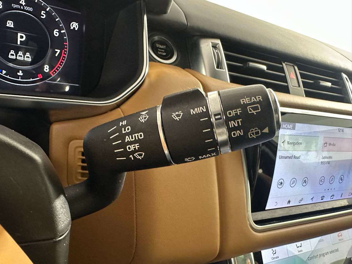 2019 Land Rover Range Rover Sport SuperCharged HSE Dynamic photo 33