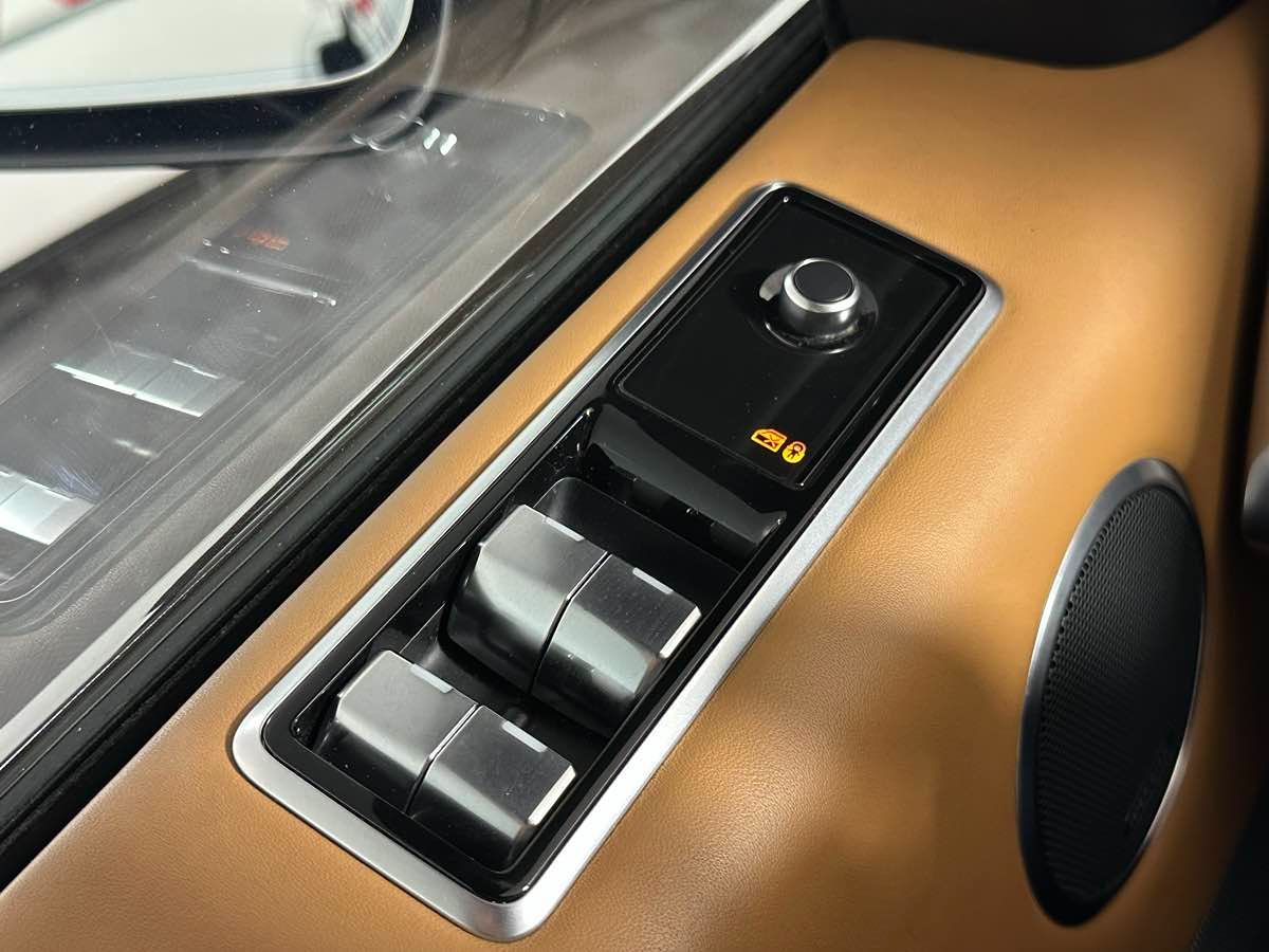 2019 Land Rover Range Rover Sport SuperCharged HSE Dynamic photo 42