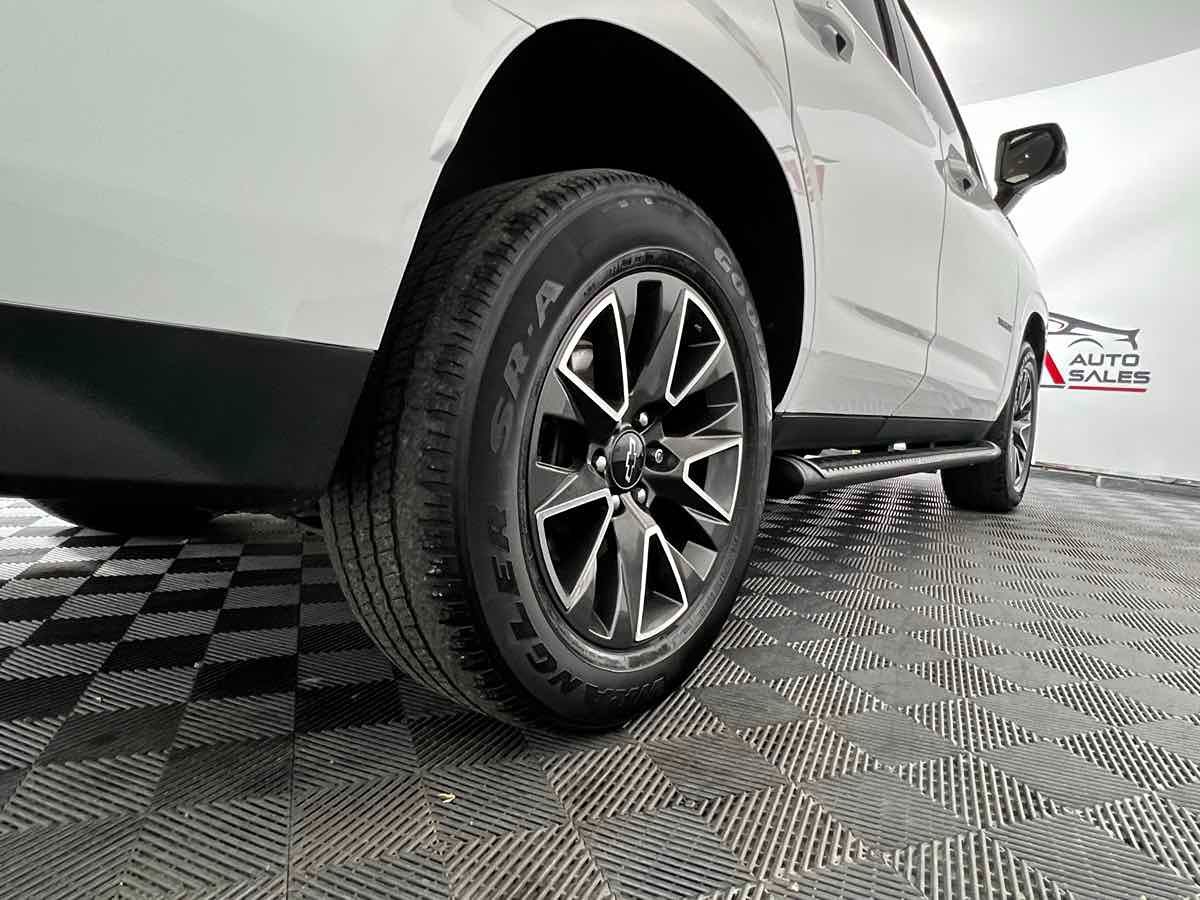2022 Chevrolet Tahoe Z71 photo 10