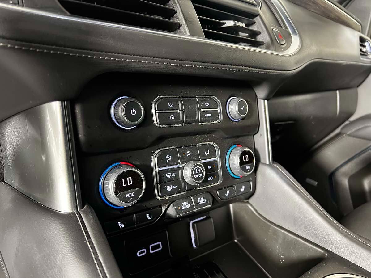 2022 Chevrolet Tahoe Z71 photo 14