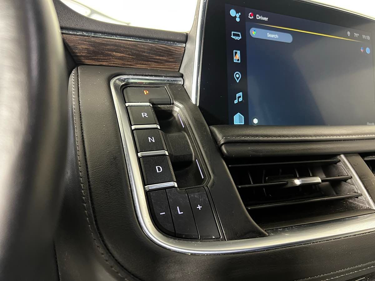 2022 Chevrolet Tahoe Z71 photo 16