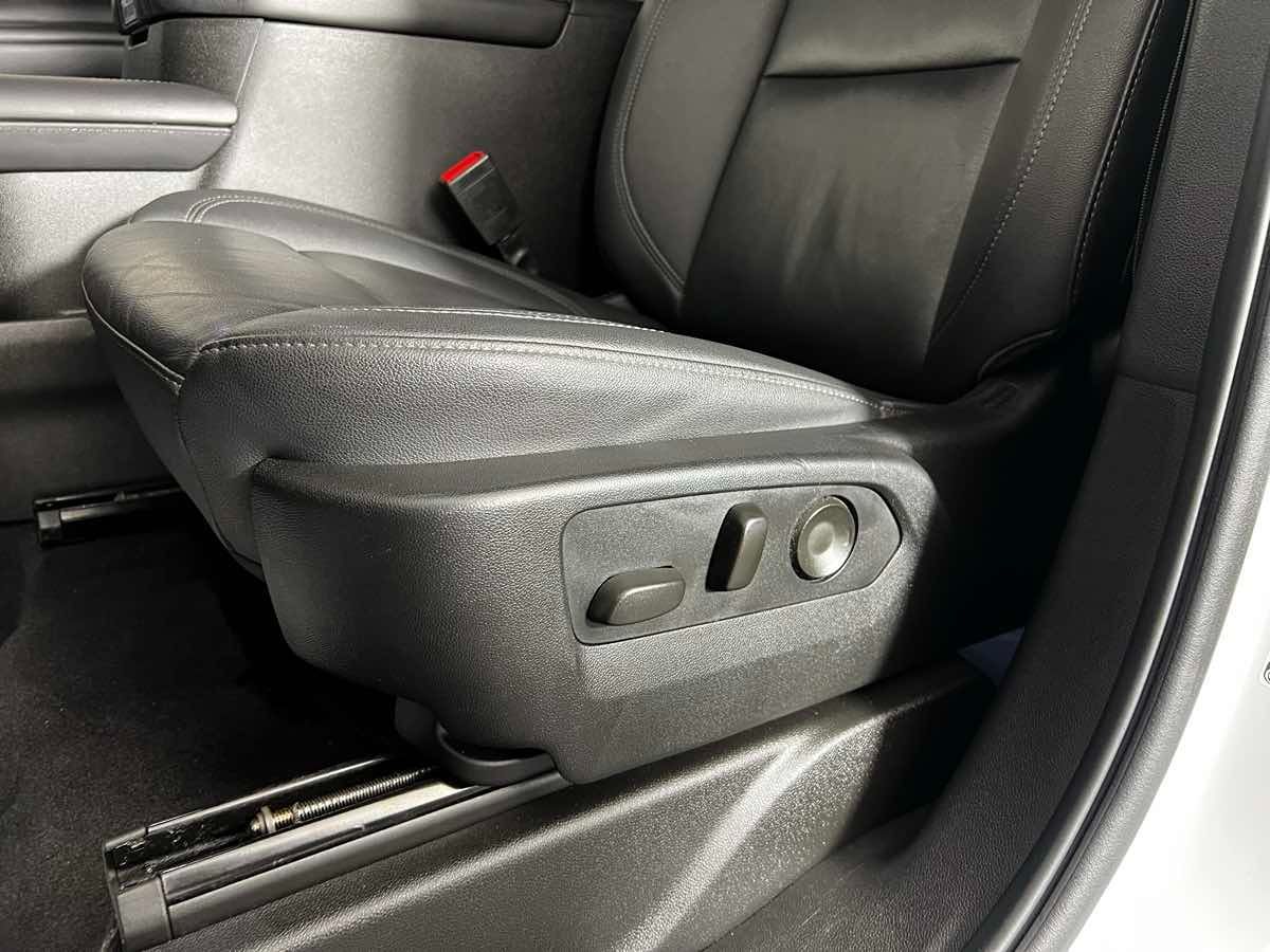 2022 Chevrolet Tahoe Z71 photo 23