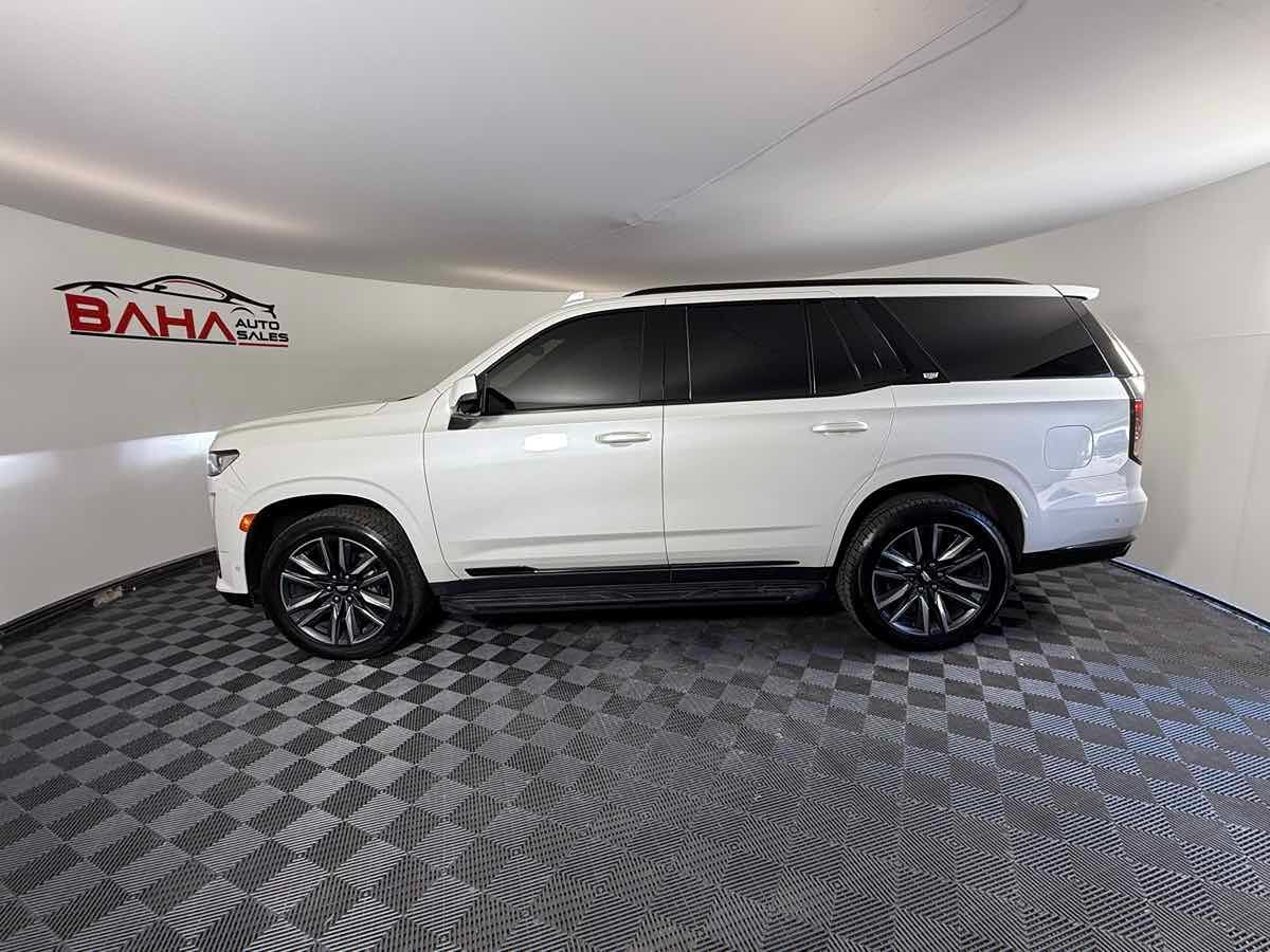 2021 Cadillac Escalade Sport photo 3