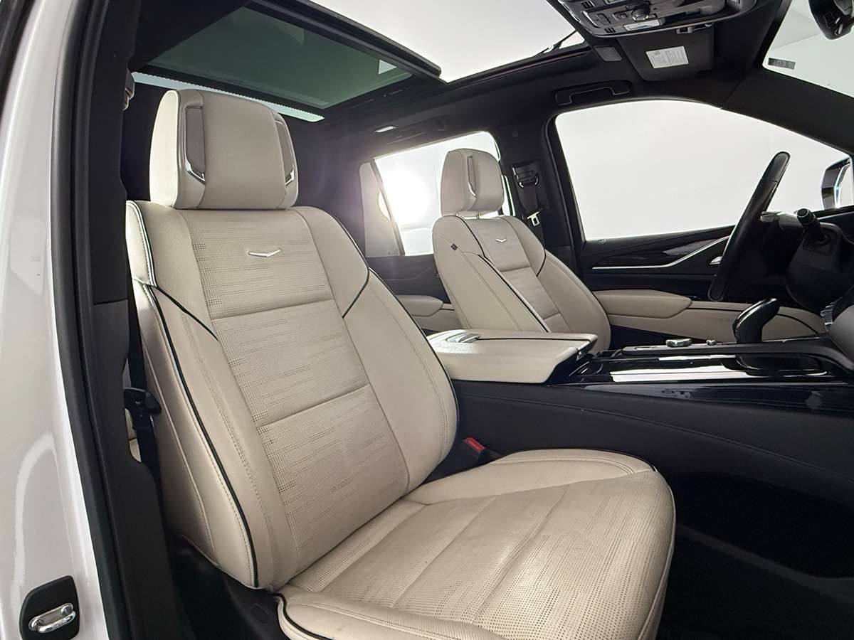 2021 Cadillac Escalade Sport photo 35