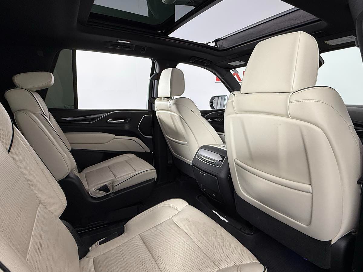 2021 Cadillac Escalade Sport photo 37