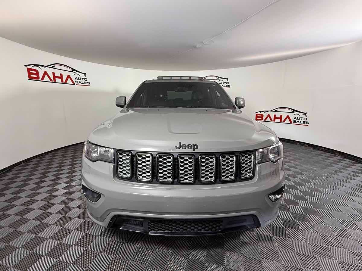 2020 Jeep Grand Cherokee Altitude photo 10