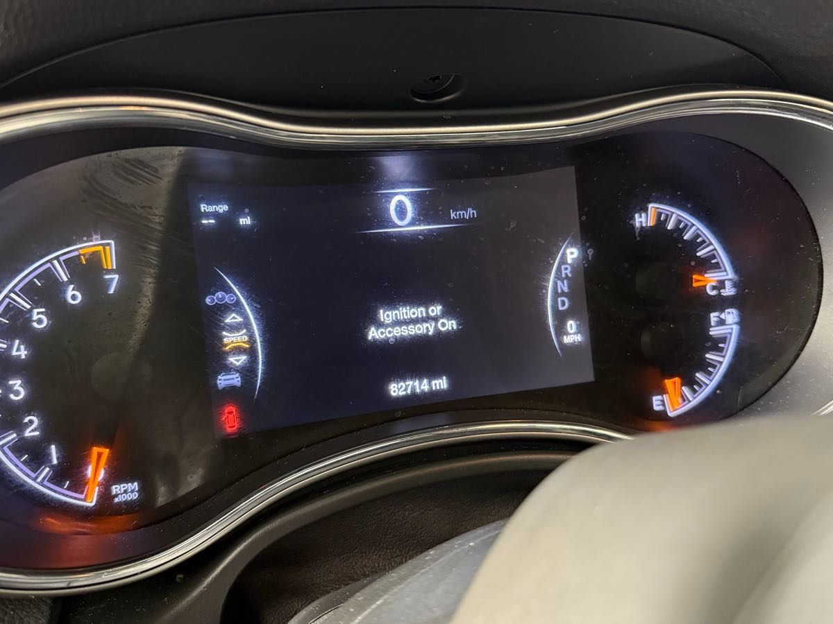 2020 Jeep Grand Cherokee Altitude photo 14