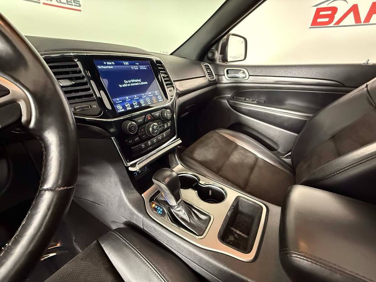 2020 Jeep Grand Cherokee Altitude photo 17