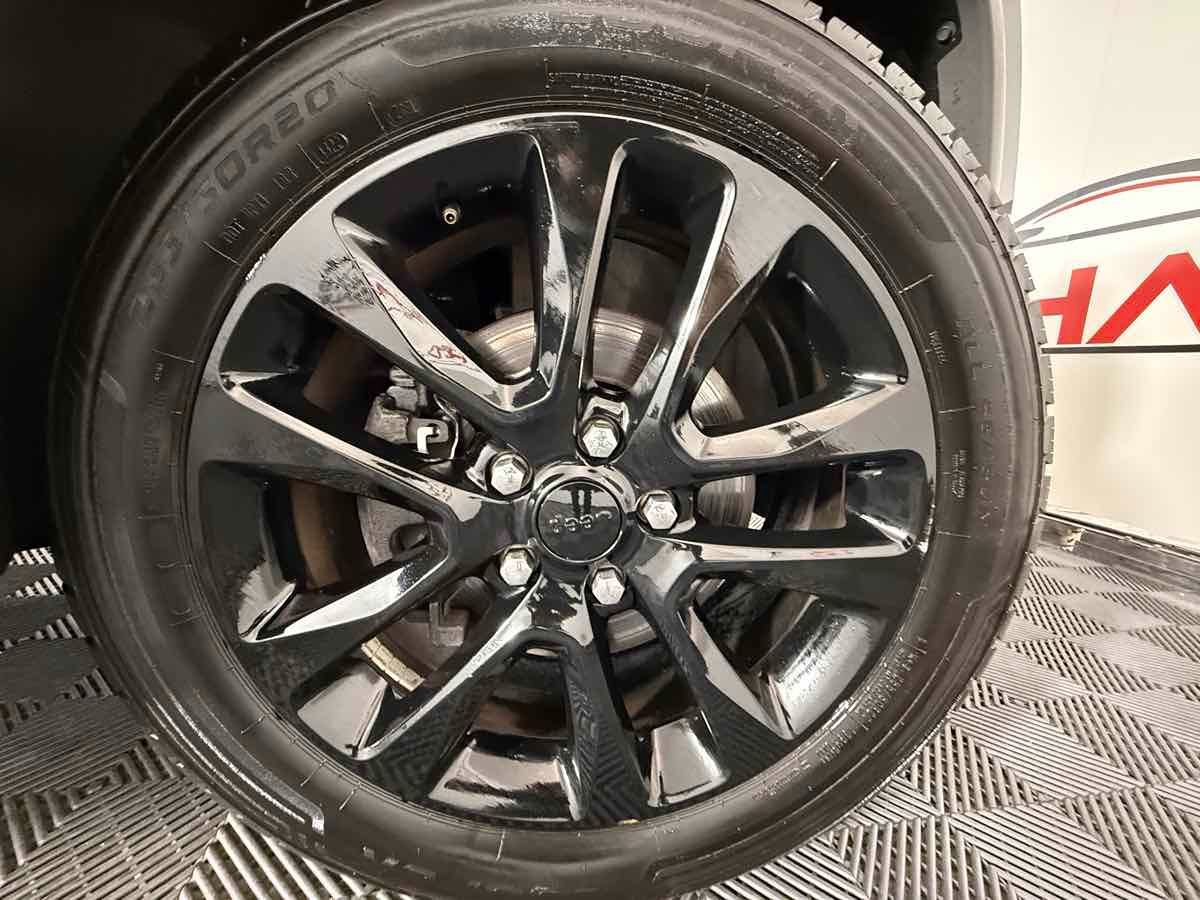 2020 Jeep Grand Cherokee Altitude photo 30
