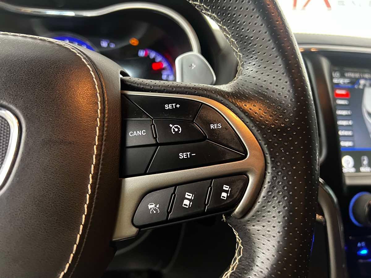 2017 Jeep Grand Cherokee SRT8 photo 17