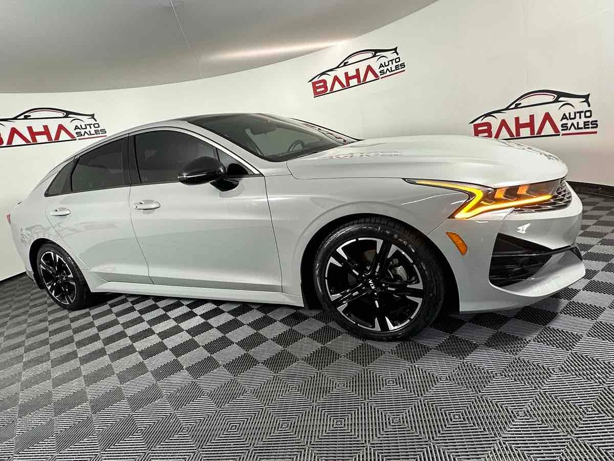 2021 Kia K5 GT-Line photo 10