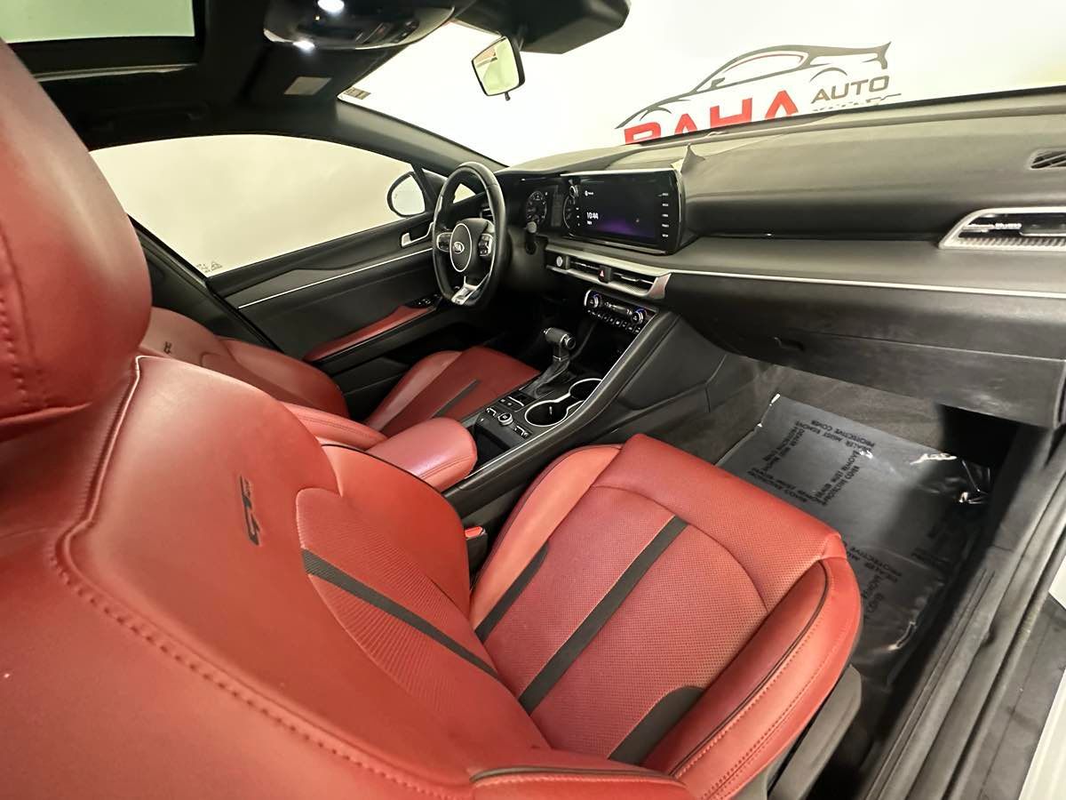 2021 Kia K5 GT-Line photo 25