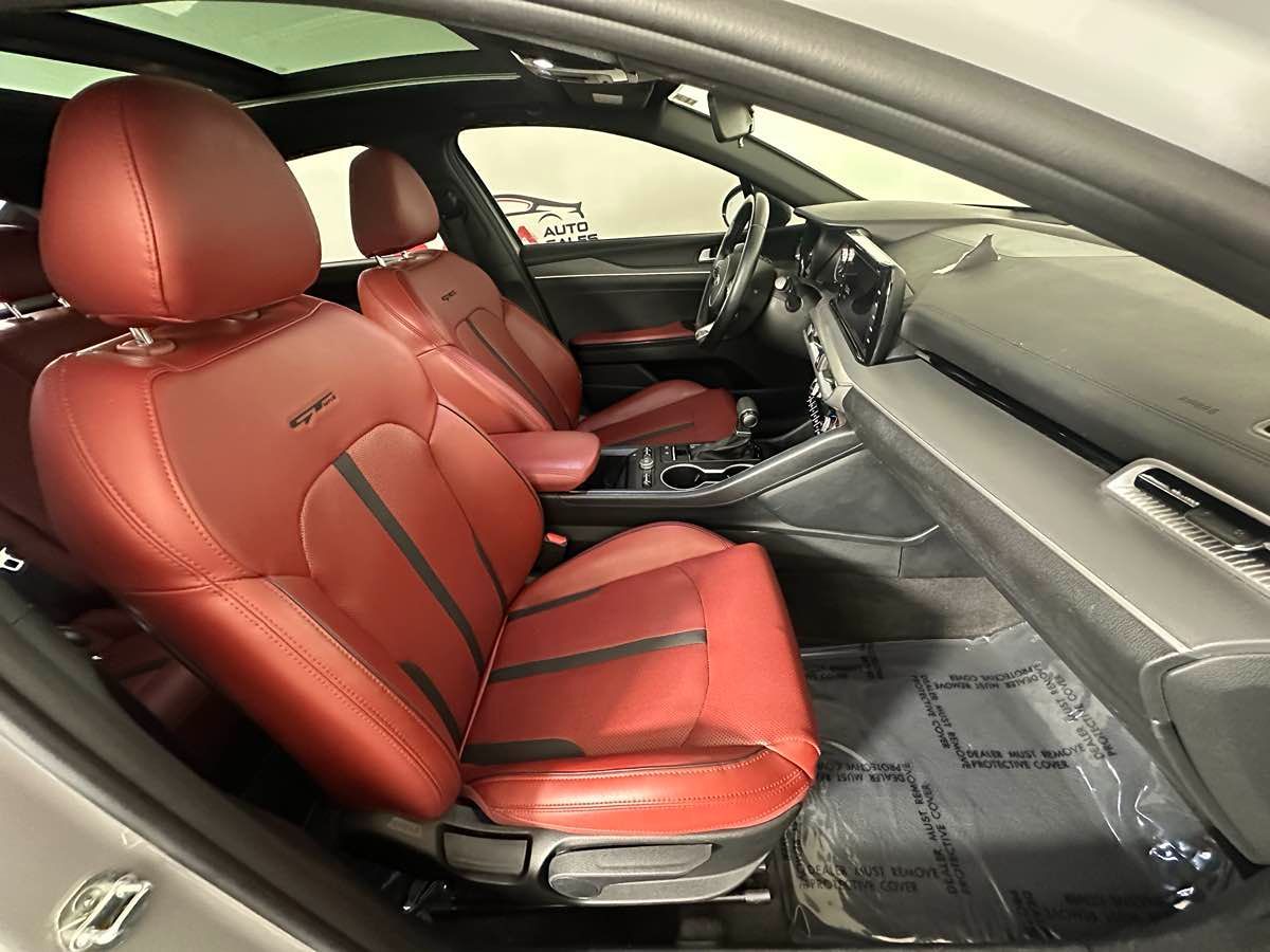 2021 Kia K5 GT-Line photo 26