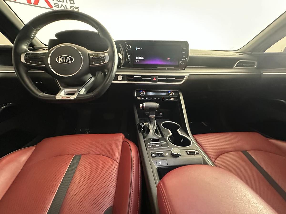 2021 Kia K5 GT-Line photo 17