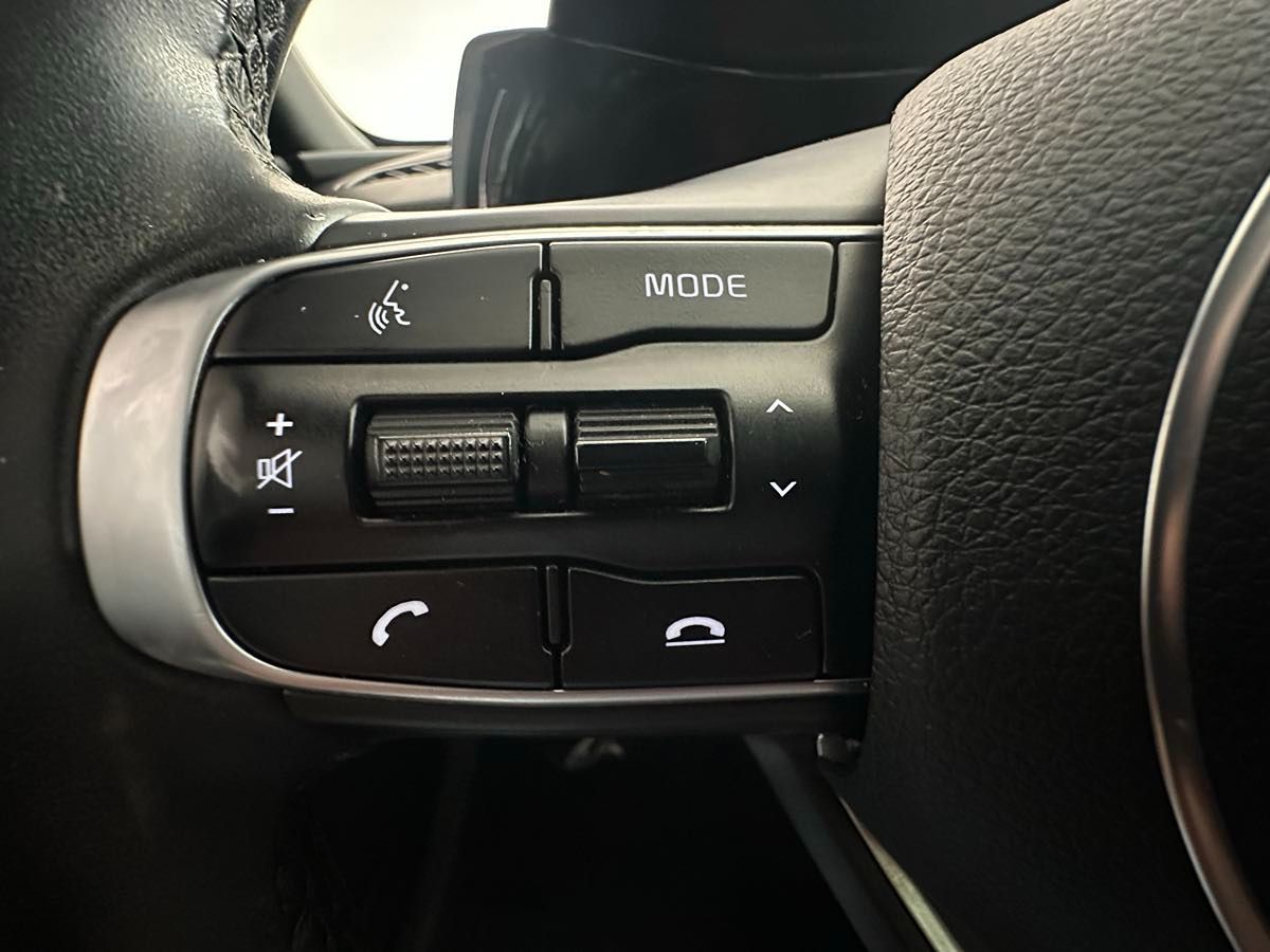 2021 Kia K5 GT-Line photo 28