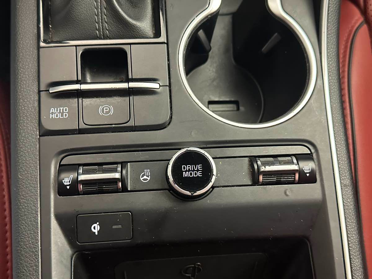 2021 Kia K5 GT-Line photo 35