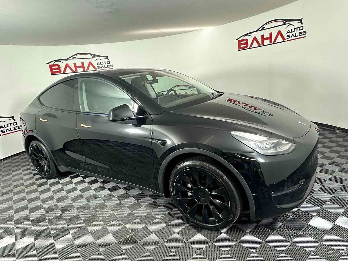 2022 Tesla Model Y Long Range photo 8