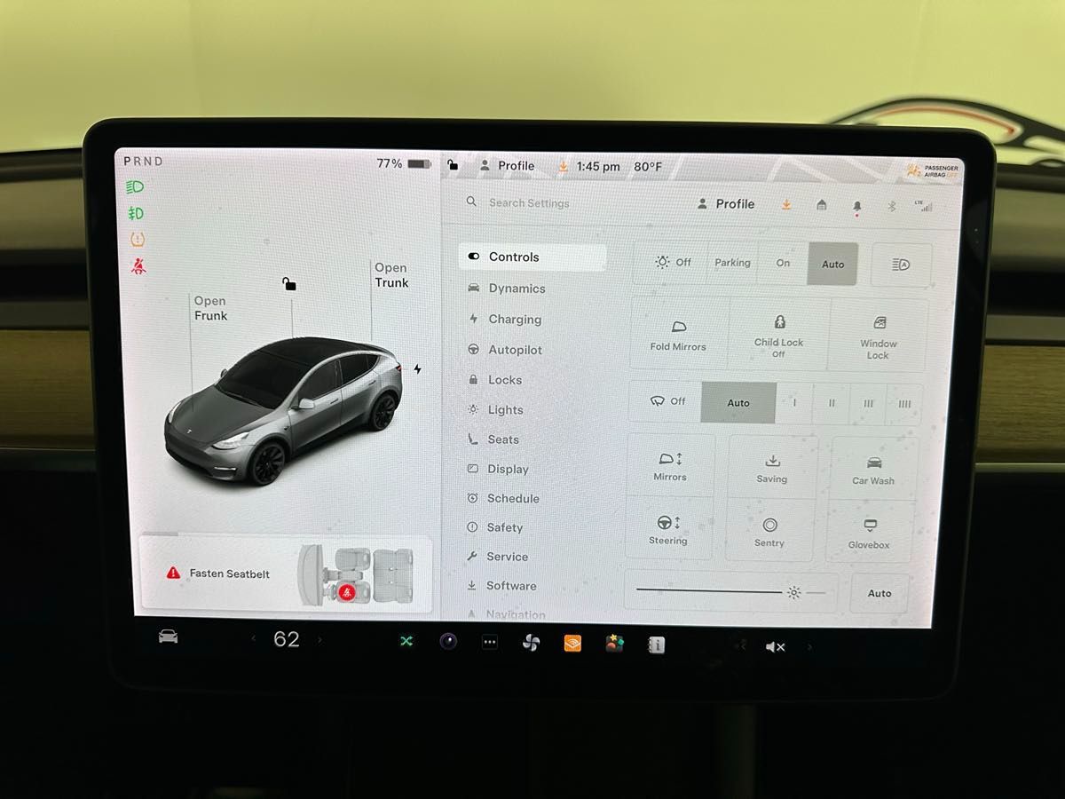 2022 Tesla Model Y Long Range photo 23