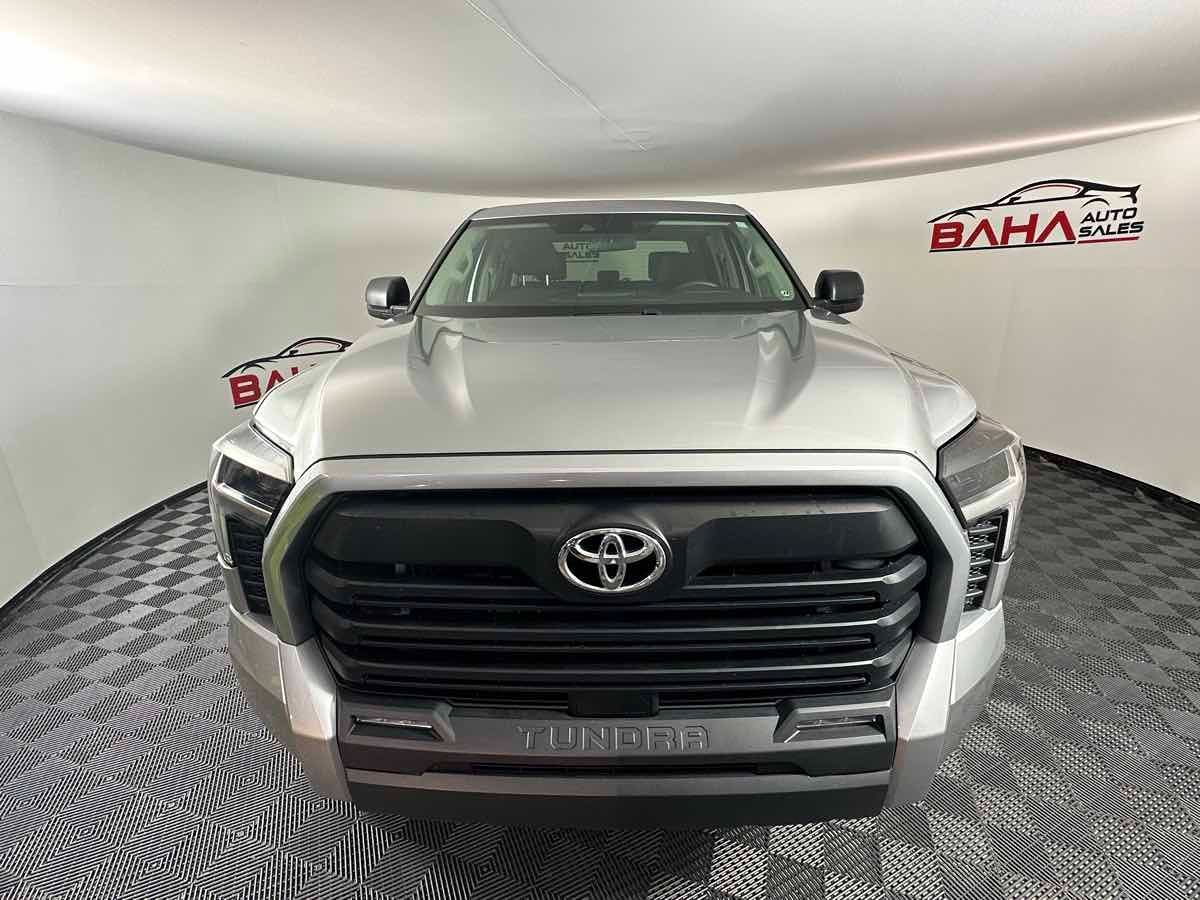 2024 Toyota Tundra SR5 CrewMax photo 11